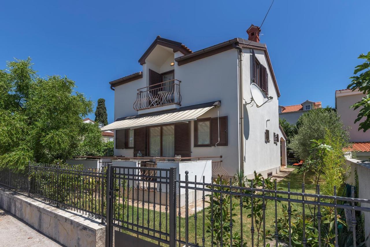 Holiday House Pineta - Fazana, Sea View & Mini Wellness Экстерьер фото